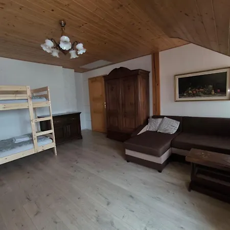 Pod Chriby Apartamento